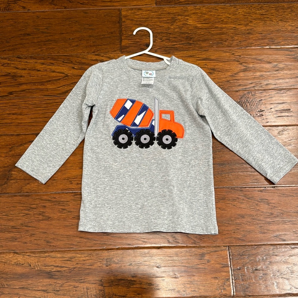 Smock Monkey Appliqued Cement Construction Truck long sleeve shirt size 4